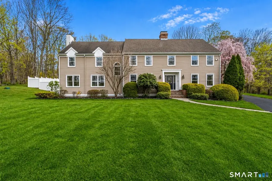 35 Aarons Court, Ridgefield, CT 06877 - #3
