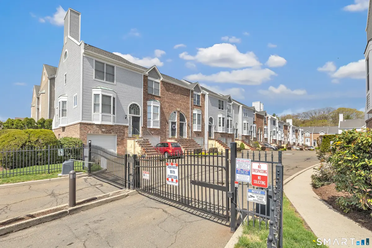 2612 North Avenue #F9, Bridgeport, CT 06604 - #1