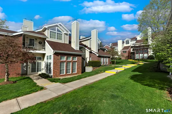 138 Carriage Crossing Lane #138, Middletown, CT 06457