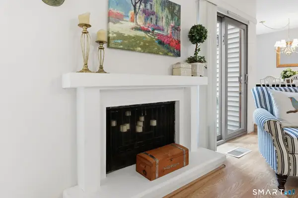 23 Maple Lane #23, Avon, CT 06001