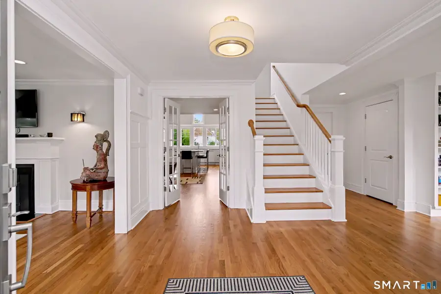 19 Richards Lane, New Canaan, CT 06840 - #2