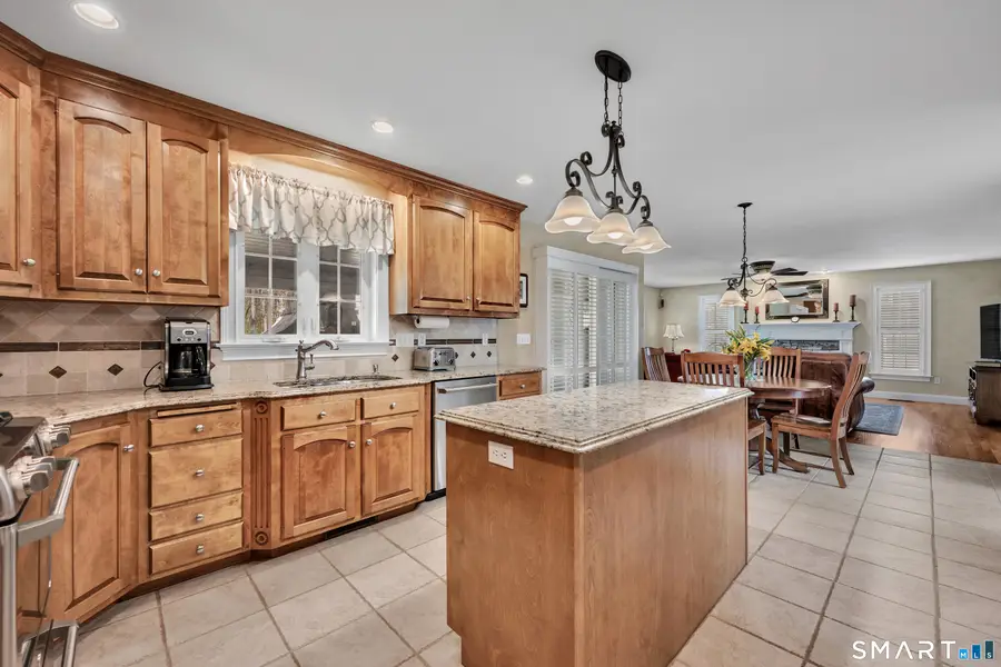 45 Macintosh Way, Southington, CT 06489 - #3