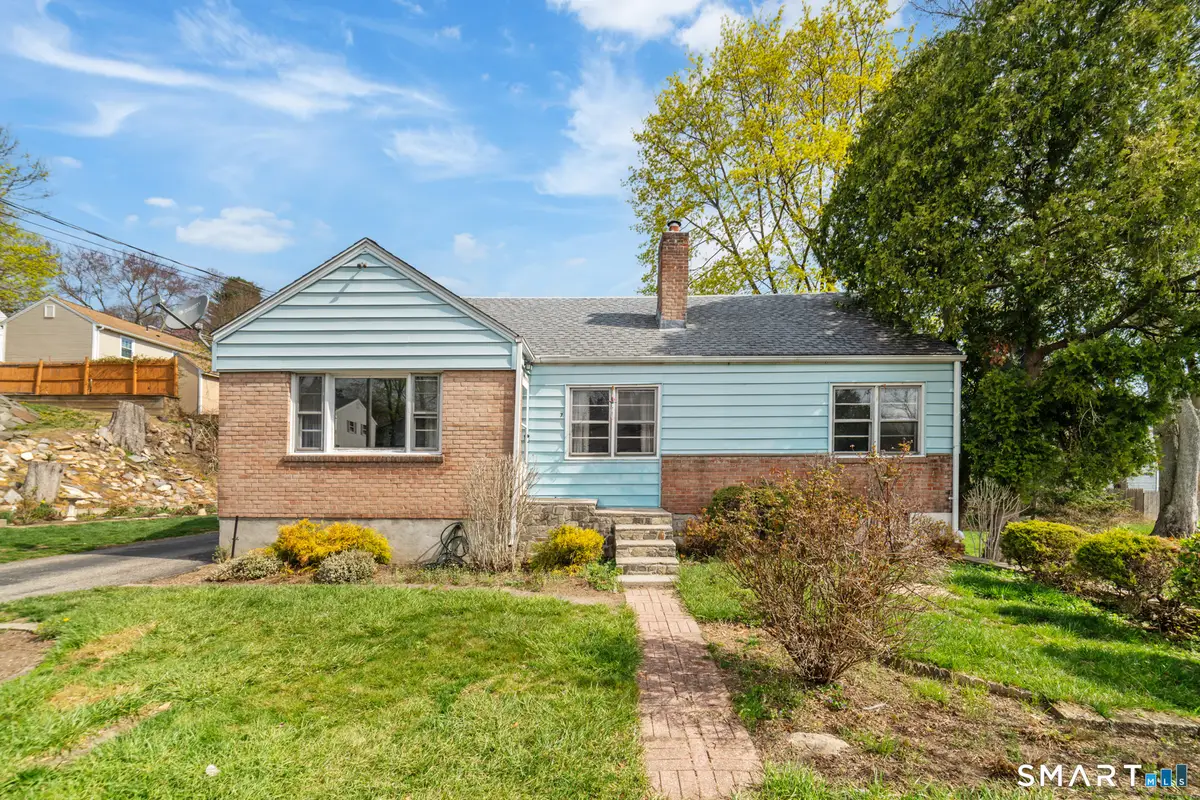 7 Hamburg Street, Shelton, CT 06484 - #1