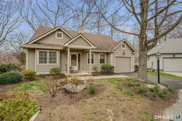 3 Bittersweet Lane #3, East Lyme, CT 06357