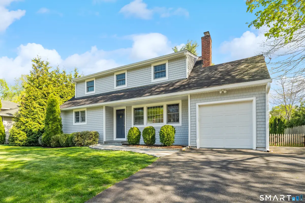17 Loren Lane, Westport, CT 06880 - #1