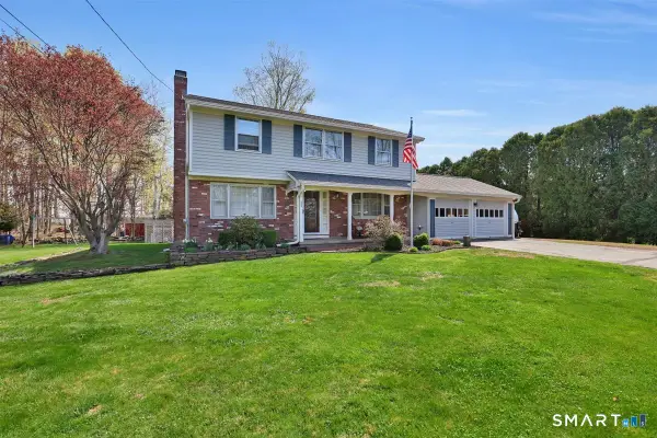 24 Meadowood Drive, Middletown, CT 06457