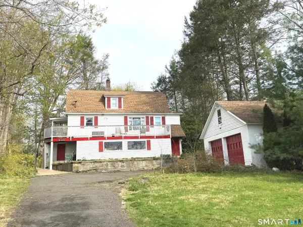 33 Chestnut Grove Road, Watertown, CT 06795