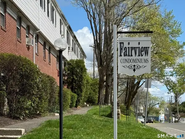 4 Fairview Drive #2, Danbury, CT 06810