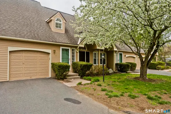 39 Fox Hollow Drive #39, Windsor Locks, CT 06096