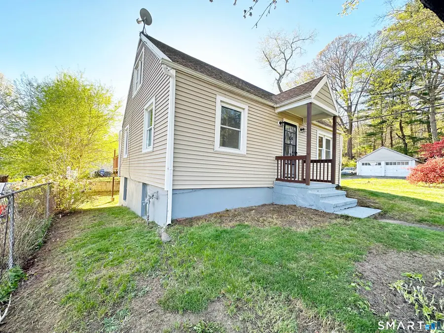 6 Peach Street, Waterbury, CT 06708 - #3