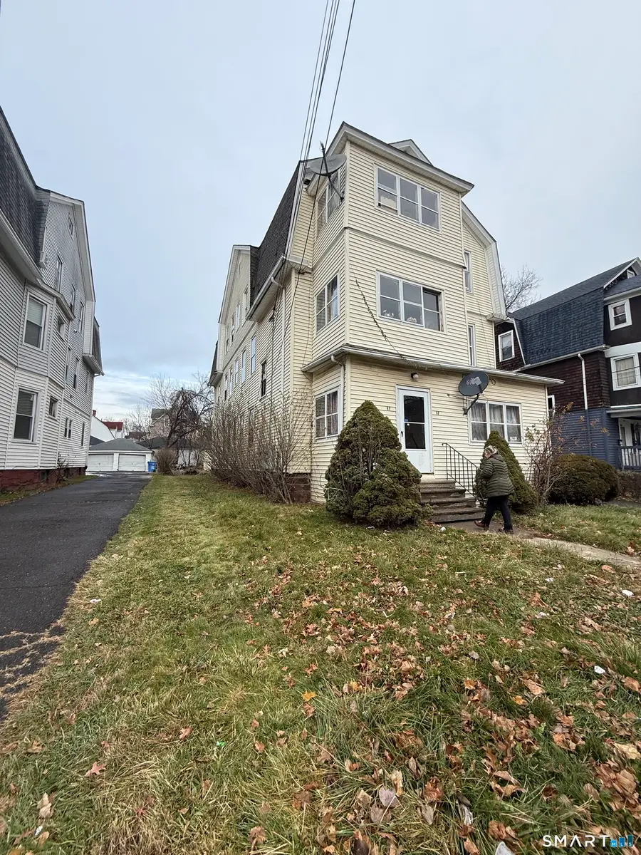 28-30 Kenneth Street, Hartford, CT 06114 - #2