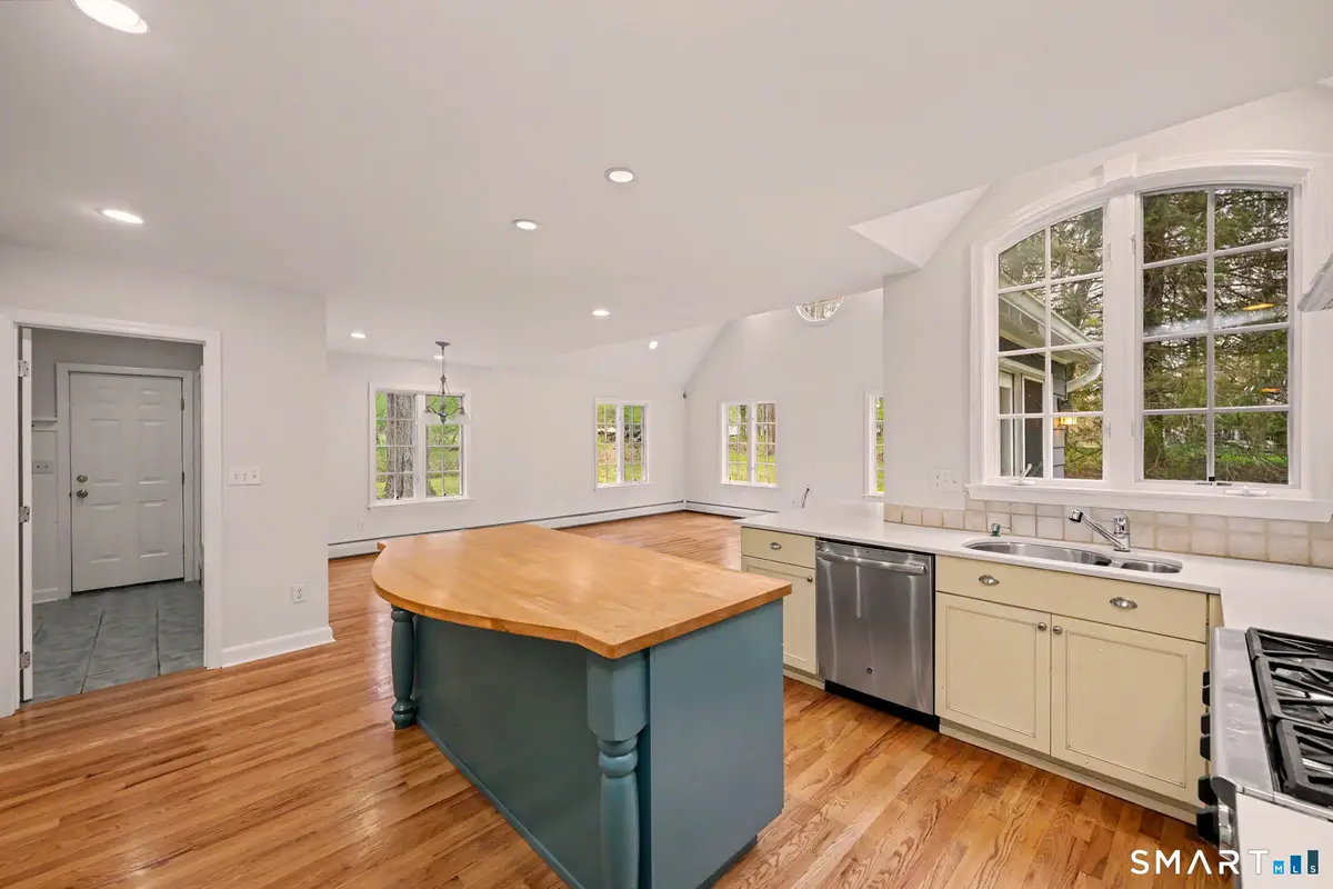 110 Silver Spring Lane, Ridgefield, CT 06877 - #1