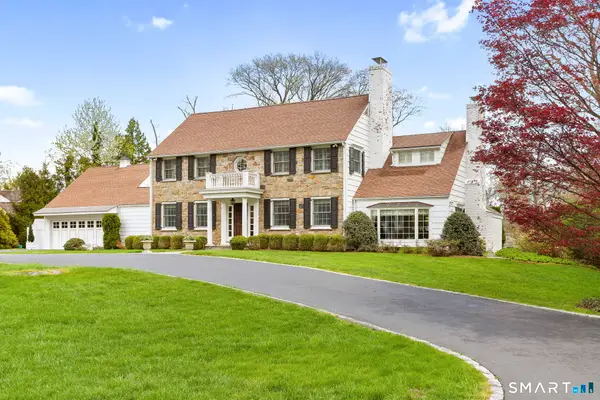 25 Lakewood Circle North, Greenwich, CT 06830