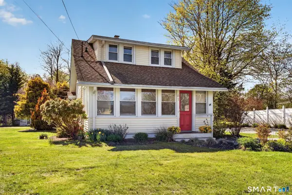 61 Ingham Hill Road, Old Saybrook, CT 06475