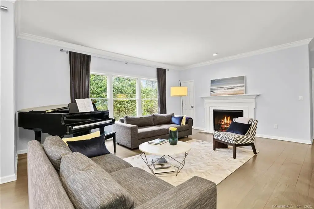 13 Old Stamford Road #13, New Canaan, CT 06840 - #1
