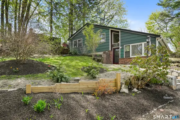 25 Oxford Street, Bethel, CT 06801