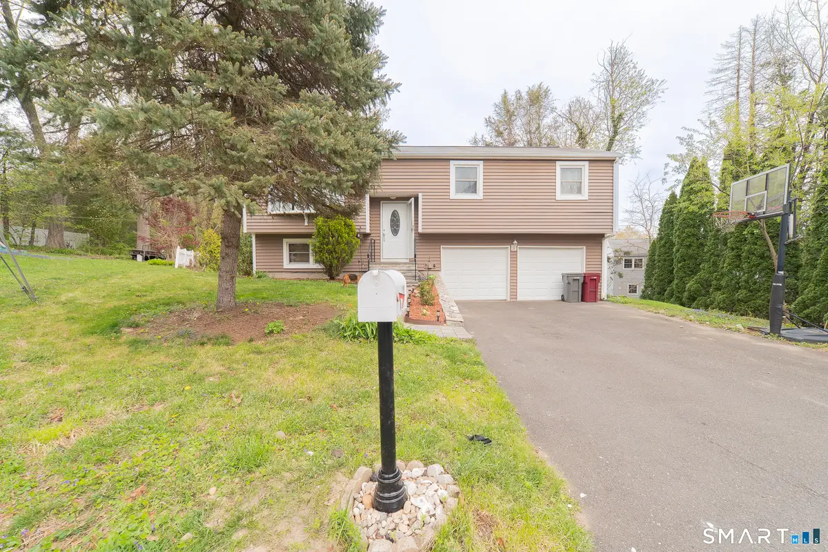 23 West Hill Terrace, Naugatuck, CT 06770 - #1