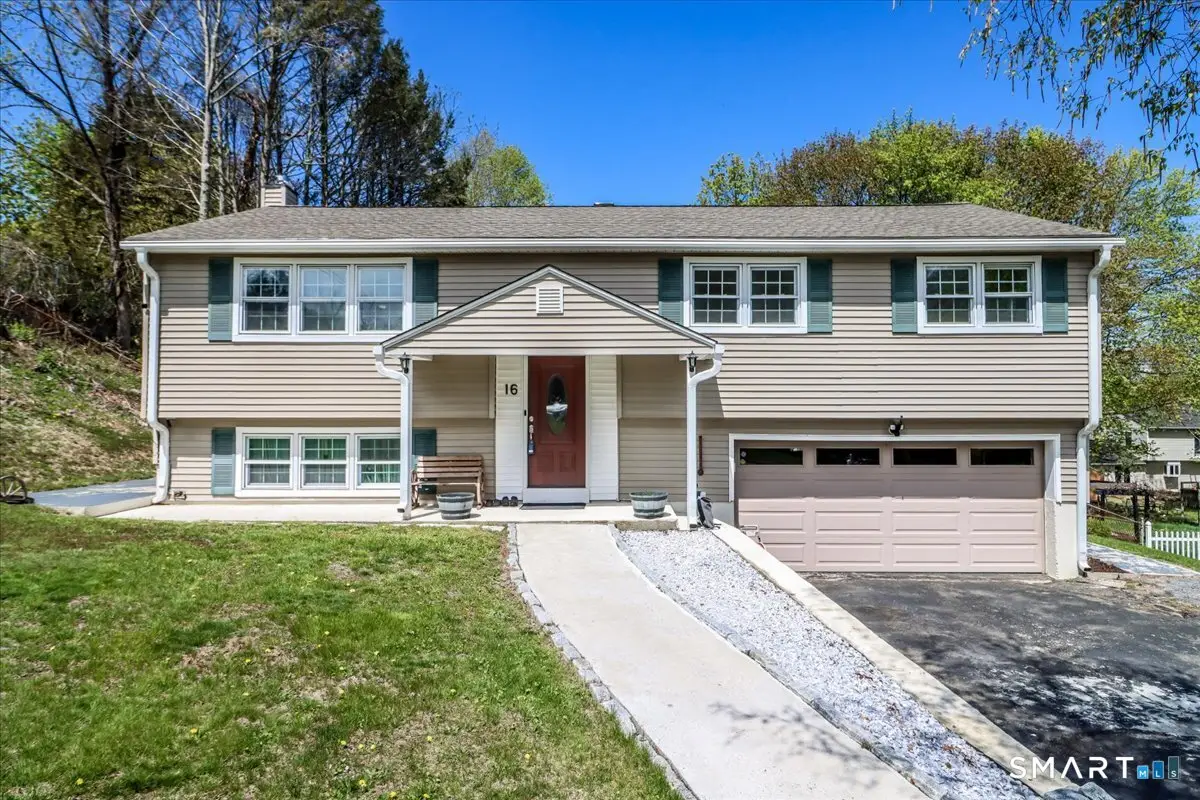 16 Chestnut Drive, Derby, CT 06418 - #1