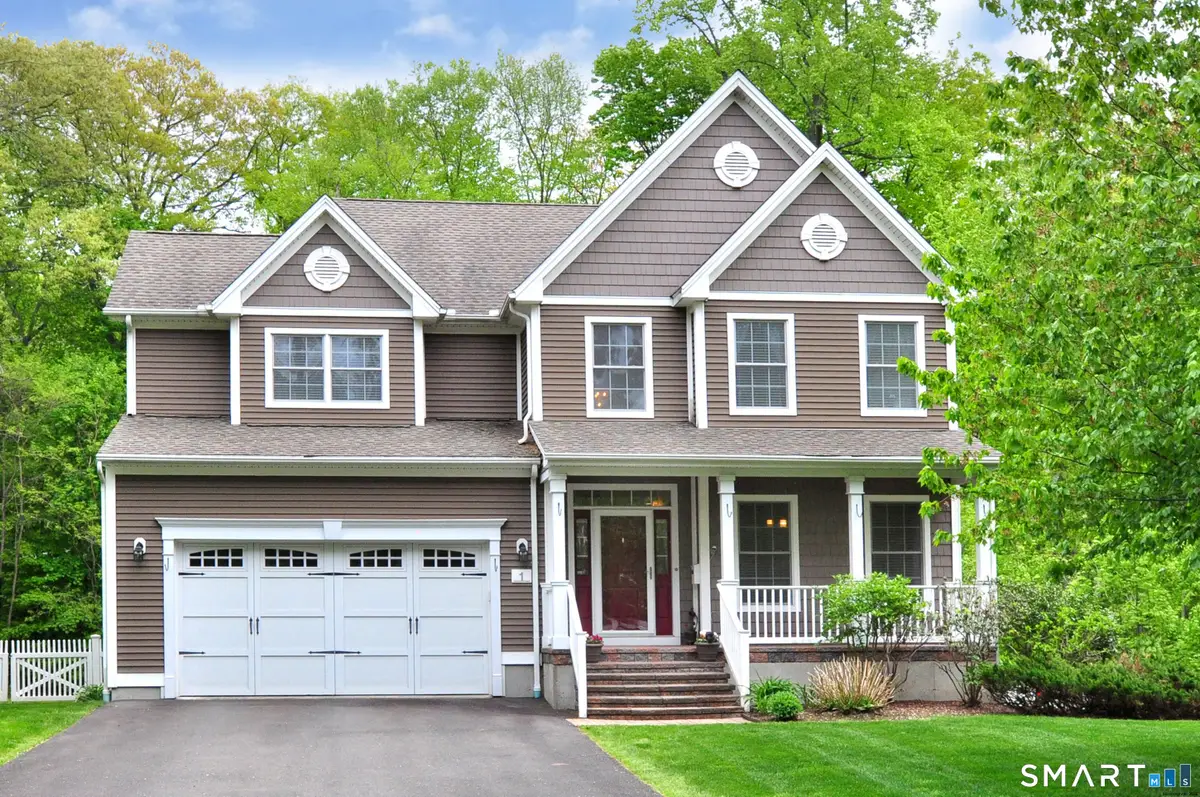 1 Ridgeview Drive, Farmington, CT 06032 - #1
