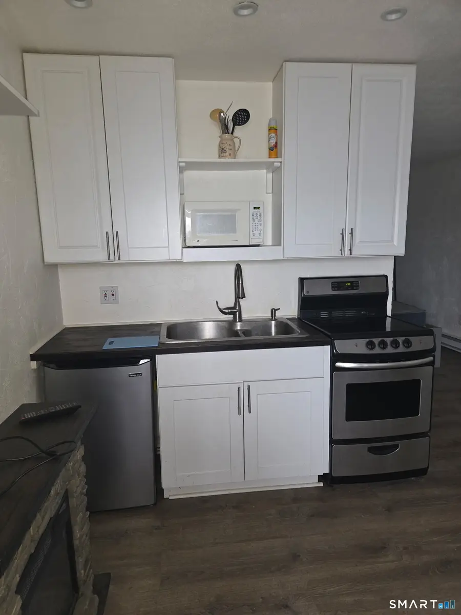 212-D Pequot Avenue #212D, New London, CT 06320 - #2