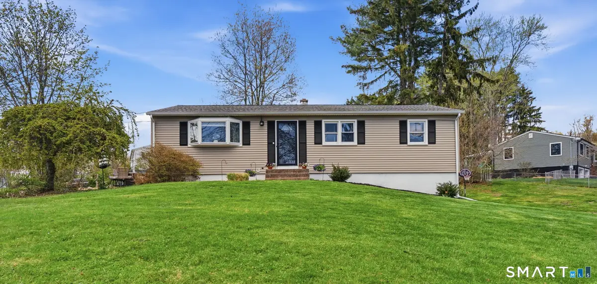 35 Apple Tree Lane, Wallingford, CT 06492 - #1
