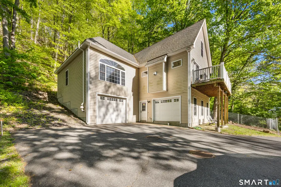 960 Thorpe Avenue, Meriden, CT 06450 - #2