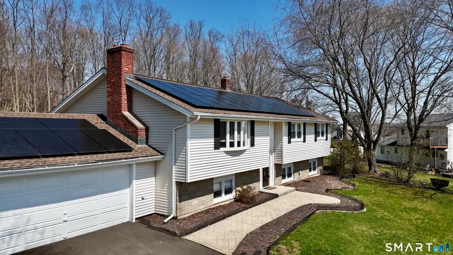 6 Liberty Terrace, North Haven, CT 06473 - #2