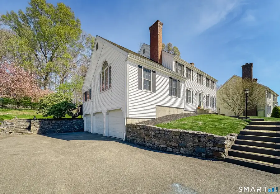 33 Country Club Woods Circle, Waterbury, CT 06708 - #2