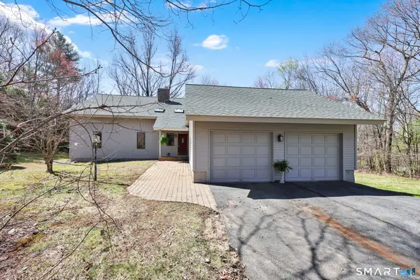 11 Fox Run, Stafford, CT 06076