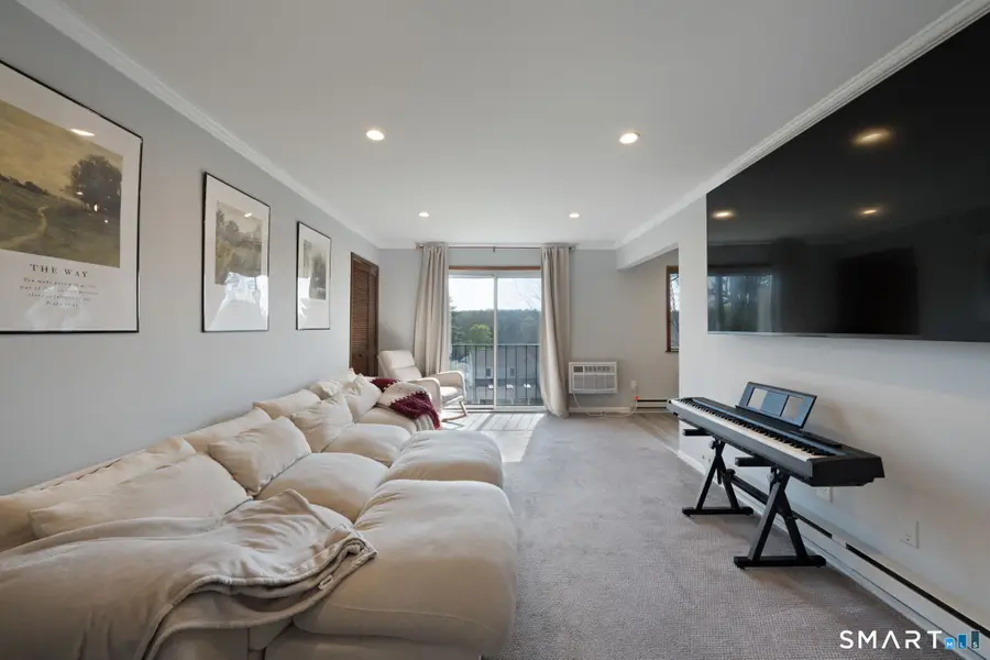 201 Highview Avenue #F2, Stamford, CT 06907 - #3