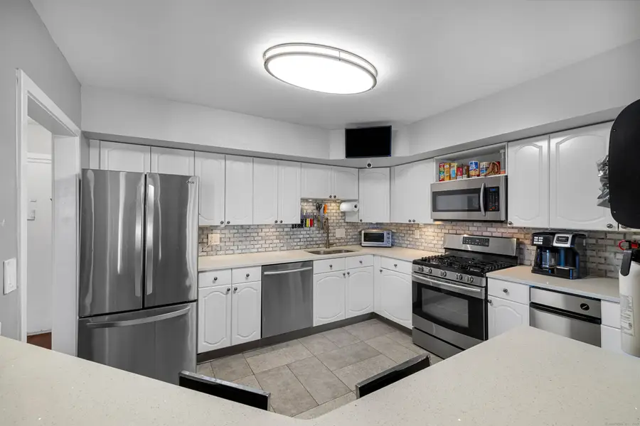 117 Harbour Close #117, New Haven, CT 06519 - #2