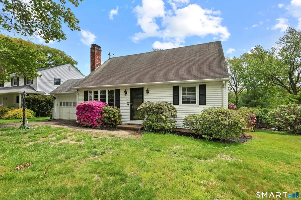 128 Fairlawn Street, Bristol, CT 06010 - #1