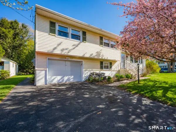106 Debbie Lane, Naugatuck, CT 06770