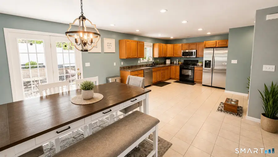 21 Stanley Street, Naugatuck, CT 06770 - #3