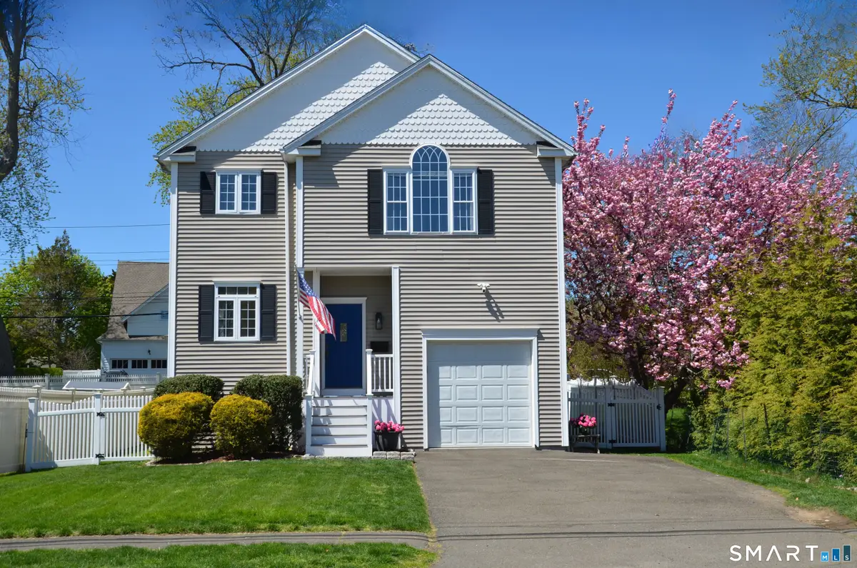 896 Riverside Drive, Fairfield, CT 06824 - #1