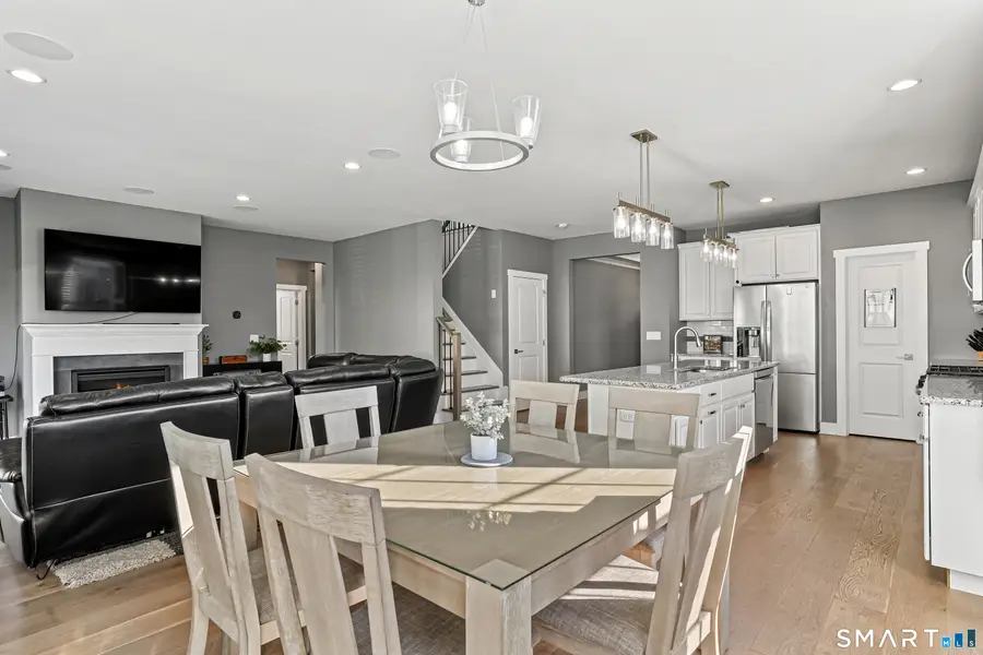 19 Enclave Circle #19, Newtown, CT 06470 - #3