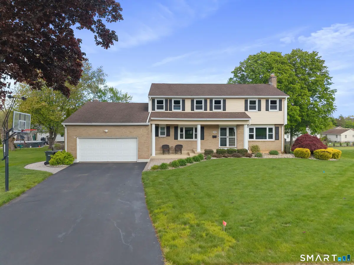152 Surrey Drive, Wethersfield, CT 06109 - #1