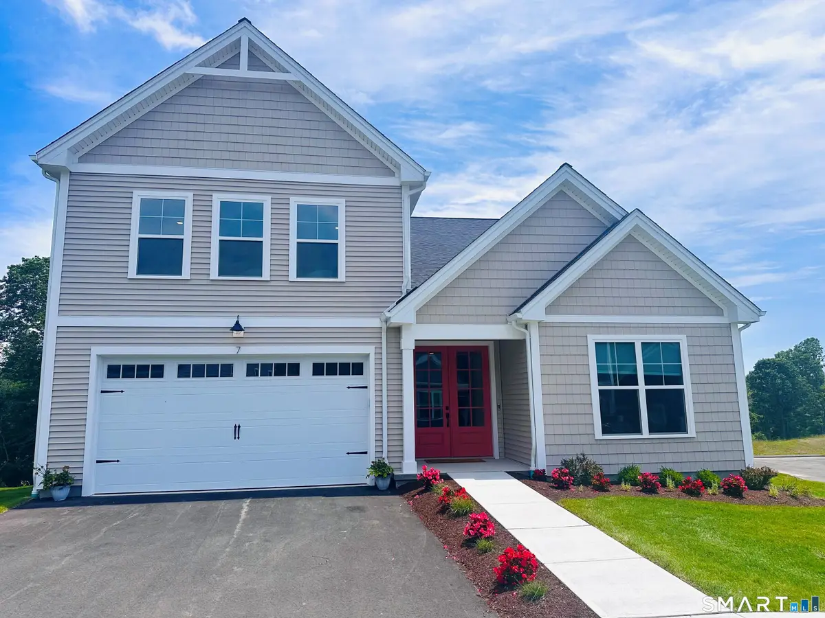 32 Summertime Circle, Pawcatuck, CT 06379 - #1