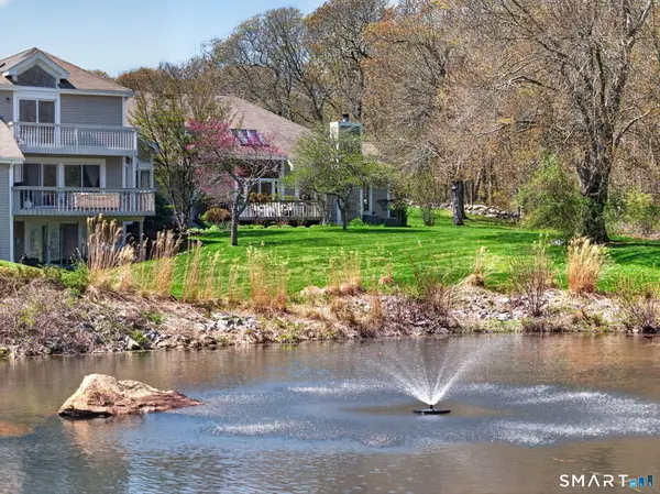 13 Brandon Lane #13, Stonington, CT 06355
