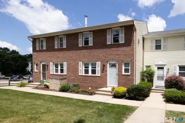 24 East Gate Lane #24, Hamden, CT 06514