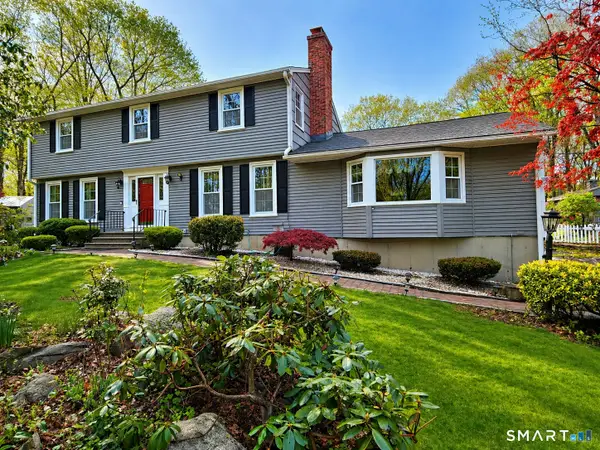 18 Doe Place, Shelton, CT 06484