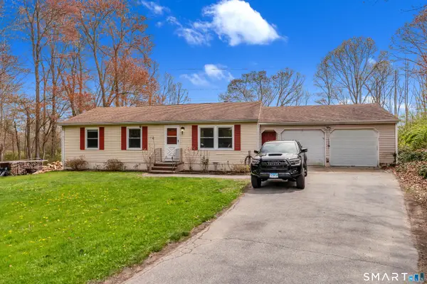 9 Sunnieside Court, Waterford, CT 06385