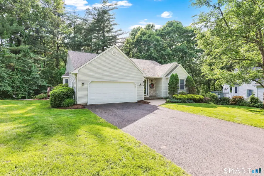 10 Knollwood Circle, Enfield, CT 06082 - #3