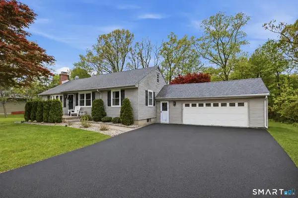 24 Berkshire Drive, Farmington, CT 06032