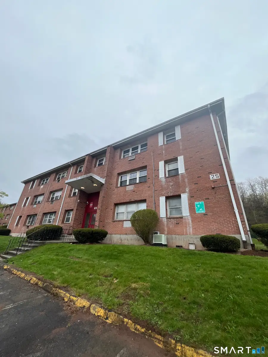 65 Donna Drive #B3, New Haven, CT 06513 - #2
