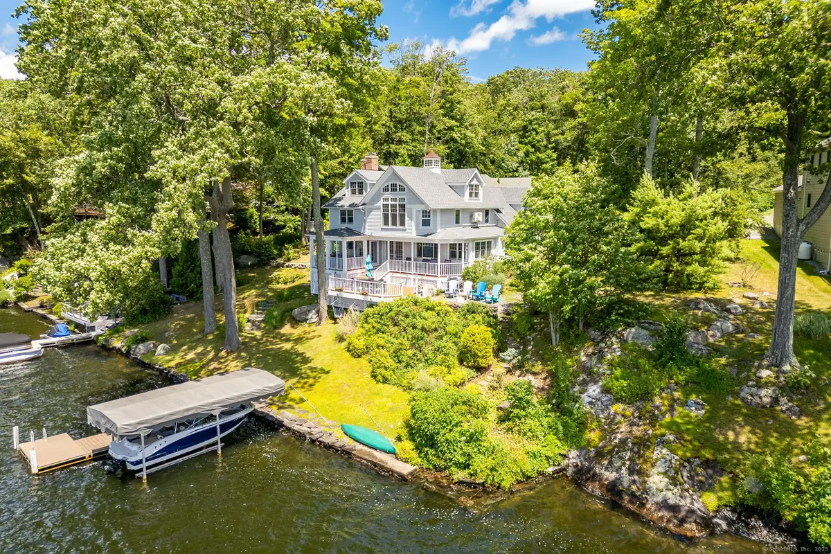 424 East Wakefield Boulevard, Winchester, CT 06098 - #1