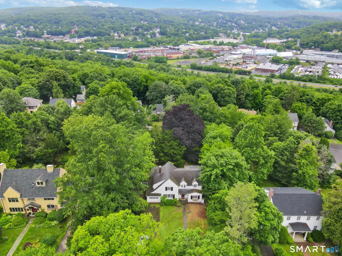 571 Willow Street, Waterbury, CT 06710 - #1