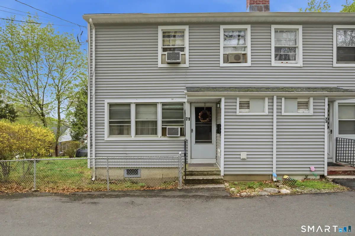 71 Cupheag Crescent, Stratford, CT 06614 - #1