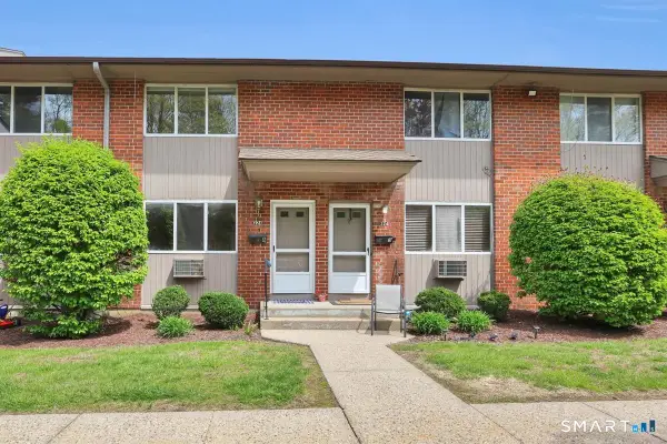 224 New Britain Avenue #8, Farmington, CT 06085