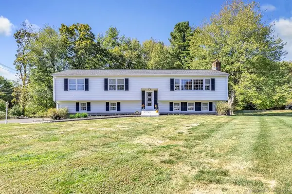 484 New England Lane, Orange, CT 06477